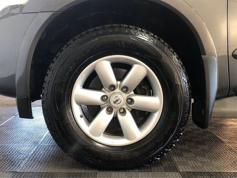 Used 2011 Nissan Armada SV image 31