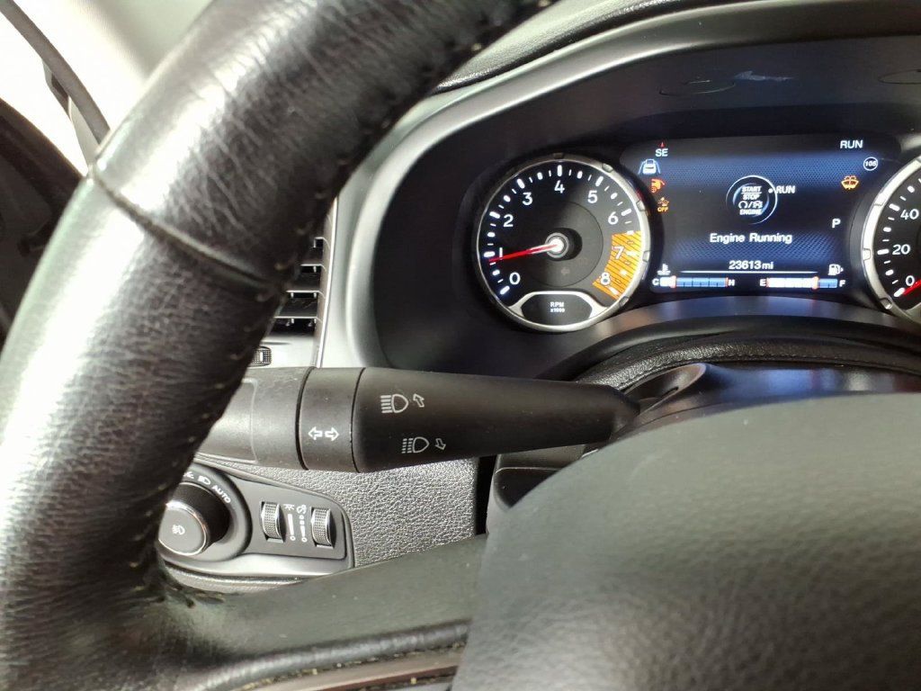 Used 2021 Jeep Renegade Limited AWD/4WD image 19