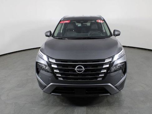 Certified 2026 Nissan Rogue SL FWD image 14