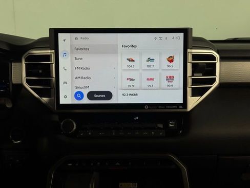 Used 2024 Toyota Tundra Limited image 24