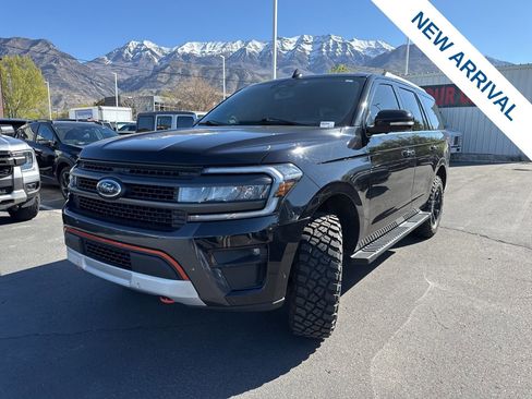Used 2022 Ford Expedition Timberline w/ Equipment Group 501A AWD/4WD image 3