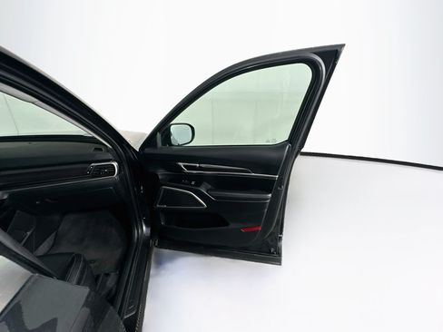 Used 2025 Kia Telluride S FWD image 35