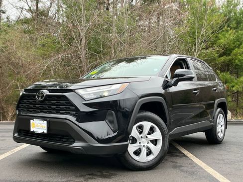 Used 2025 Toyota RAV4 LE image 1