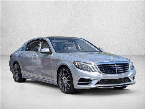 Used 2016 Mercedes-Benz S 550 Sedan image 2