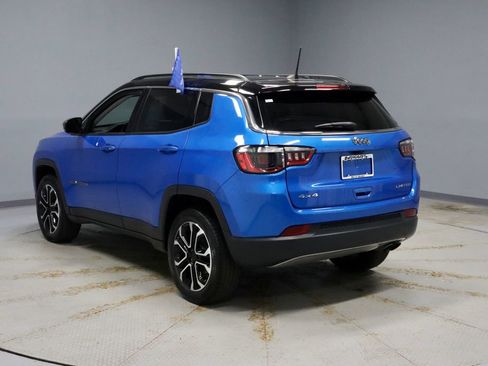 Used 2022 Jeep Compass Limited image 8