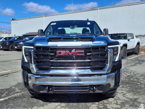 New 2025 GMC Sierra 2500 Pro image 2