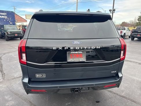 Used 2025 Ford Expedition Max XL AWD/4WD image 4