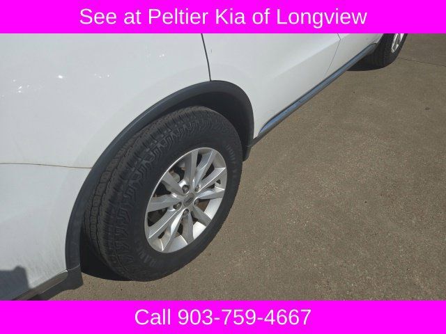 Used 2019 Dodge Durango SXT w/ 3rd Row Seating Group RWD image 7