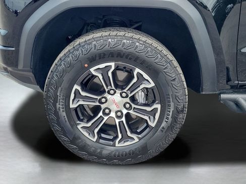 Used 2023 GMC Canyon AT4 w/ AT4 Premium Package AWD/4WD image 27