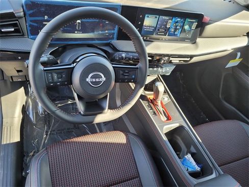 New 2026 Nissan Kicks SR w/ Cold Weather Package image 6