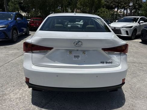 Used 2019 Lexus IS 300 RWD image 23