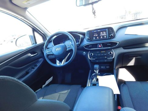 Used 2020 Hyundai Santa Fe SEL image 3