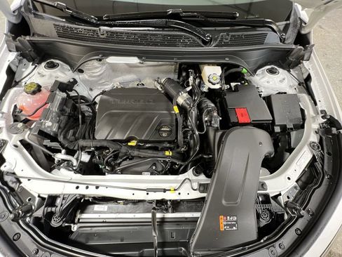 New 2025 Buick Envista Avenir image 29