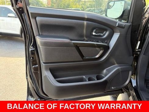 Used 2024 Nissan Titan PRO-4X w/ Pro-4x Convenience Package AWD/4WD image 12