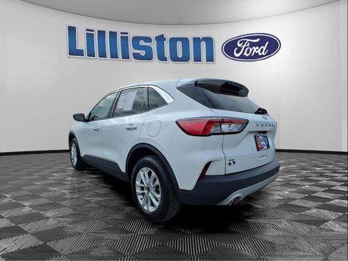 Used 2021 Ford Escape SE image 4