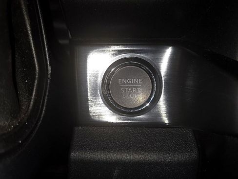 Used 2025 Ford F350 Lariat w/ Lariat Ultimate Package image 17