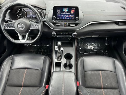 Used 2022 Nissan Altima 2.5 SR image 10