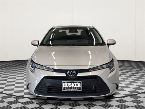 Used 2025 Toyota Corolla LE image 3