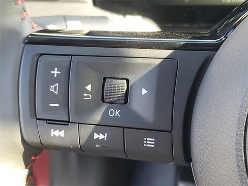 New 2026 Nissan Kicks SR image 12