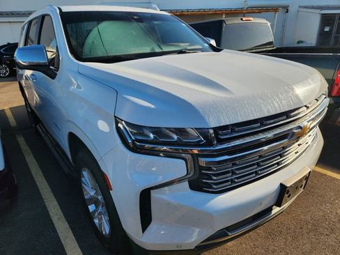 Used 2021 Chevrolet Tahoe Premier w/ Premium Package RWD image 1