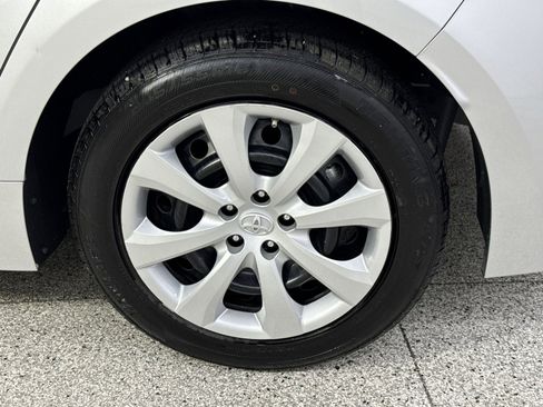 Used 2023 Toyota Corolla LE image 16