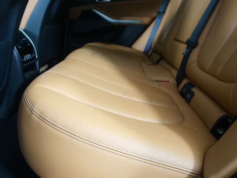 Used 2021 BMW X5 xDrive40i w/ Premium Package AWD/4WD image 14