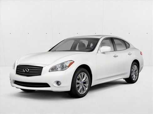 Used 2013 INFINITI M37 w/ Premium Pkg RWD image 1