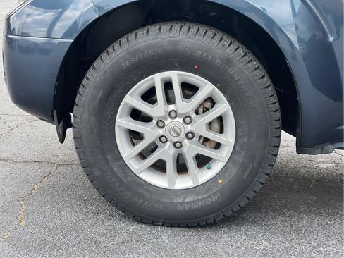 Used 2018 Nissan Frontier SV RWD image 25