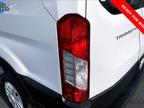 Used 2024 Ford Transit 250 Low Roof w/ Exterior Upgrade Package image 25