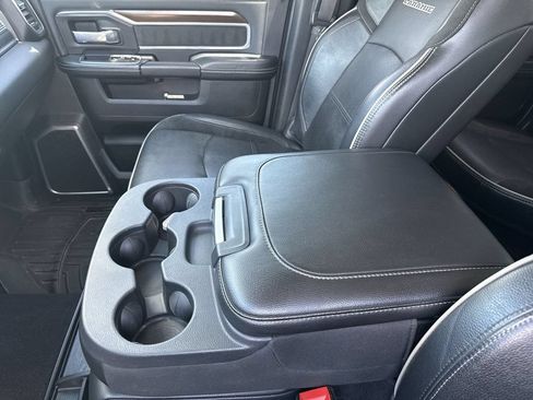 Used 2022 RAM 2500 Laramie AWD/4WD image 25