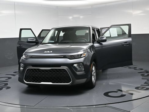Used 2022 Kia Soul LX w/ Technology Package FWD image 22