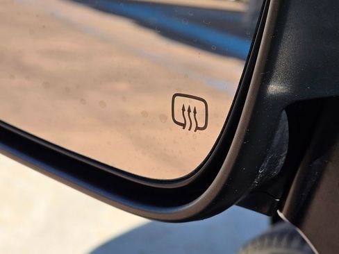 Used 2022 Toyota Highlander Limited image 34