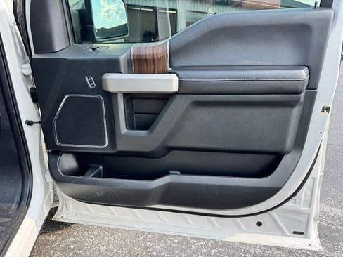 Used 2015 Ford F150 Lariat w/ Equipment Group 502A Luxury image 12