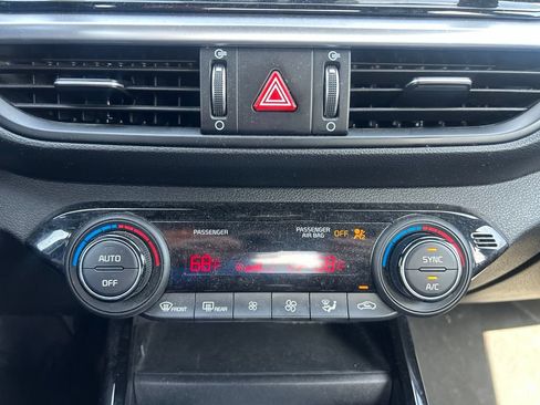 Certified 2023 Kia Forte GT-Line w/ GT-Line Technology Package FWD image 13