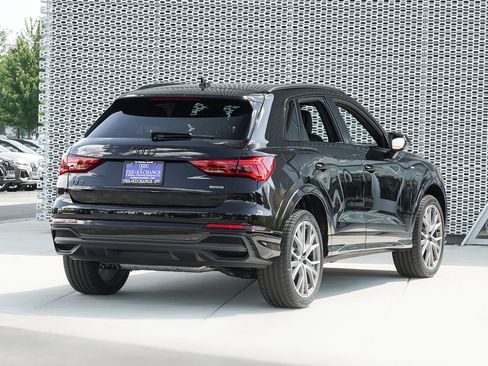 New 2025 Audi Q3 2.0T Premium Plus image 3