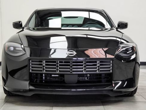 Used 2024 Nissan Z Performance w/ Floor Mat Package RWD image 4