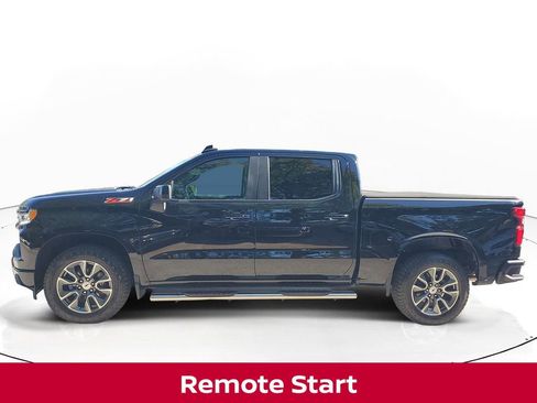 Used 2022 Chevrolet Silverado 1500 RST w/ Z71 Off-Road Package AWD/4WD image 2