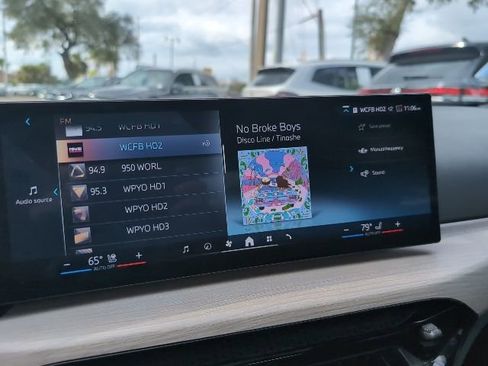 Used 2025 BMW 330i Sedan image 14