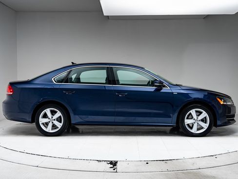 Used 2014 Volkswagen Passat 1.8T Wolfsburg Edition FWD image 32