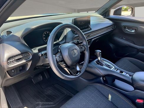 Used 2024 Honda HR-V Sport image 16