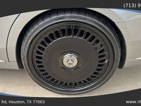 Used 2014 Mercedes-Benz S 550 Sedan image 15