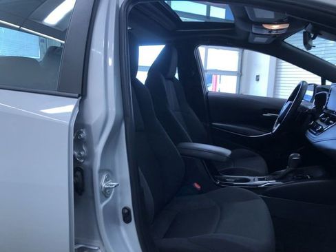 Certified 2021 Toyota Corolla SE w/ SE Premium Package image 22