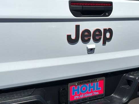 Used 2026 Jeep Gladiator Mojave AWD/4WD image 28