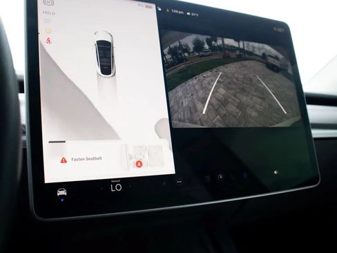 Used 2022 Tesla Model Y Performance AWD/4WD image 37