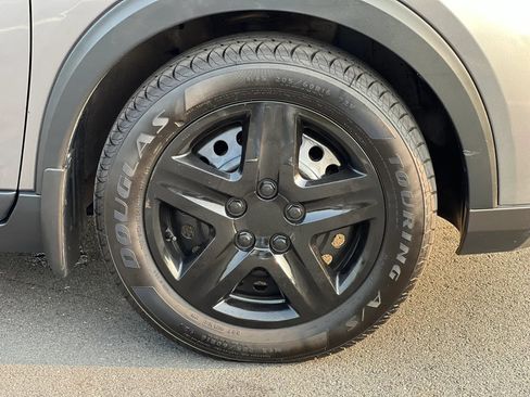 Used 2020 Nissan Kicks S FWD image 42