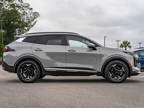 Used 2026 Kia Sportage EX w/ EX Panorama Roof Package FWD image 8