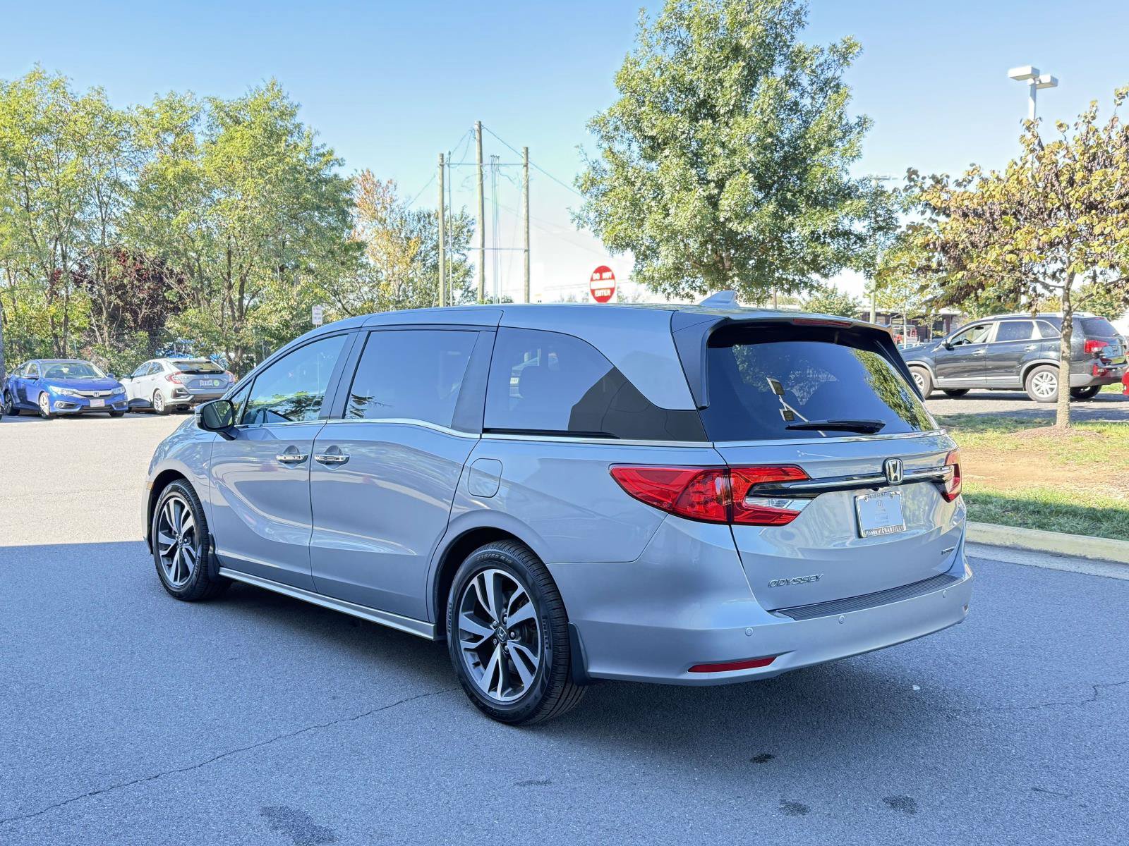 Certified 2024 Honda Odyssey Touring image 4