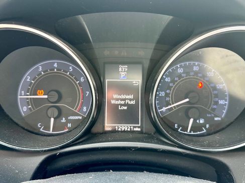 Used 2017 Toyota Corolla iM image 23