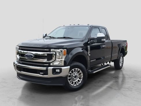 Used 2022 Ford F250 XLT w/ XLT Premium Package AWD/4WD image 1