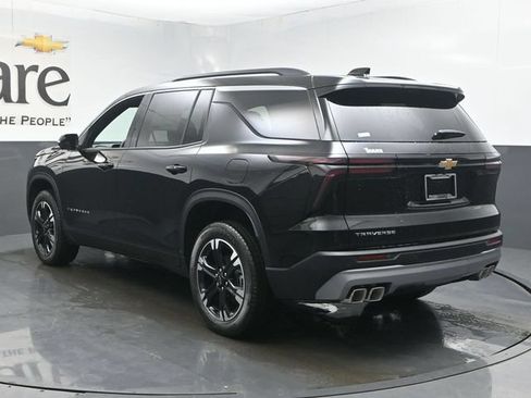 New 2027 Chevrolet Traverse LT w/ Sun and Wheel Package FWD image 15
